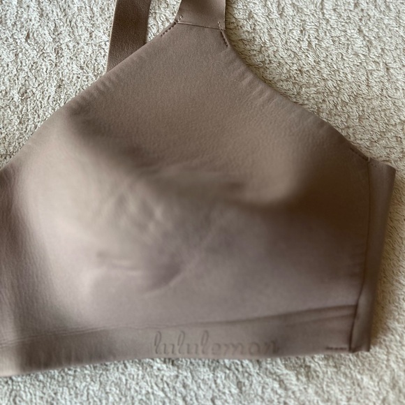 Lululemon Holds True Wirefree Bra 34B Soft Sand - Picture 7 of 13